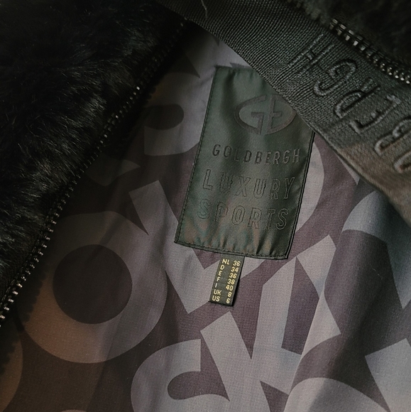 Goldbergh Victoria Faux-Fur ski Jacket or winter Jacket - Picture 15 of 16